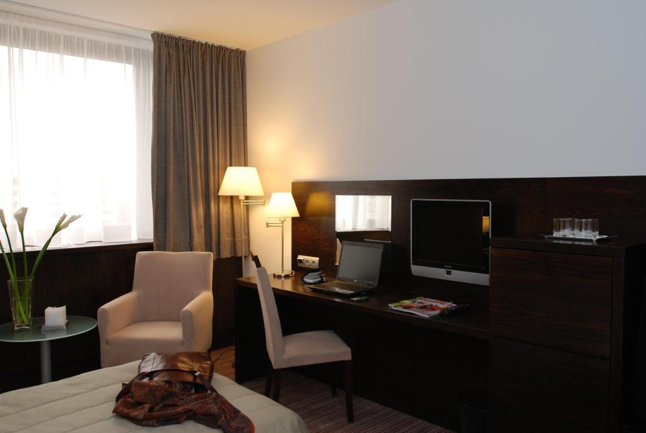 ОТЕЛЬ HOLIDAY INN BRATISLAVA БРАТИСЛАВА 4* (Словакия) - от 5750 RUB | NOCHI